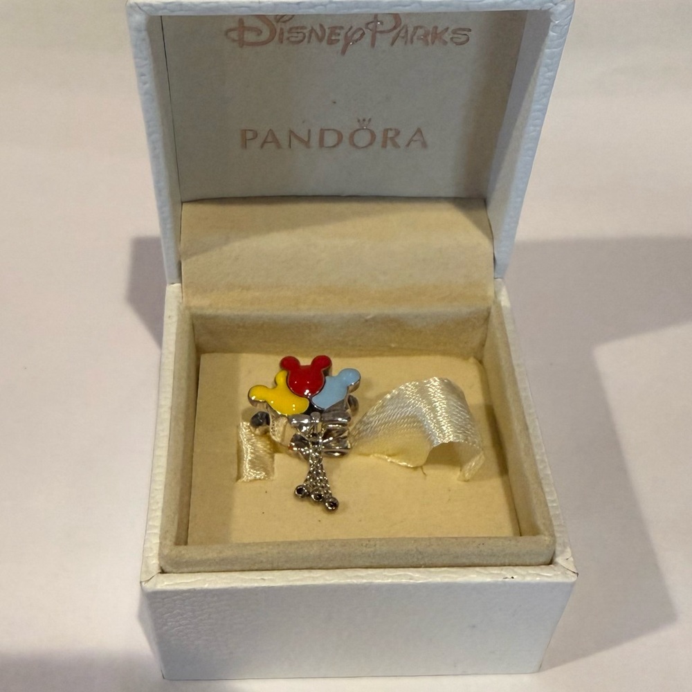 Pandora Disney Parks Mickey Mouse Balloons Silver With box